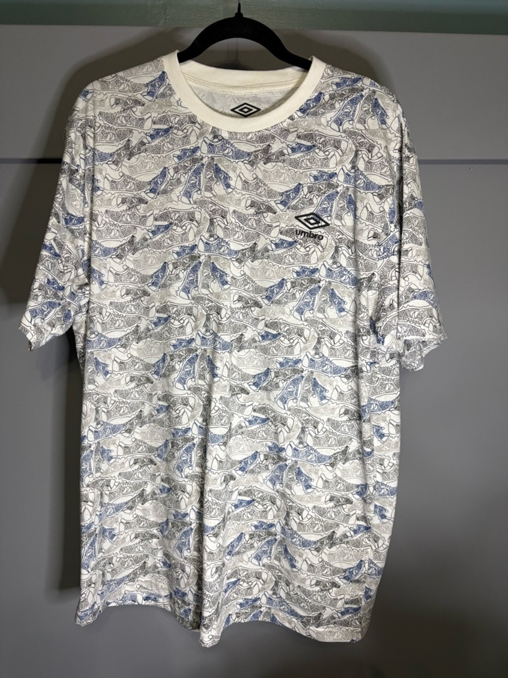 Umbro White Tee with Blue & Gray All-Over Pattern